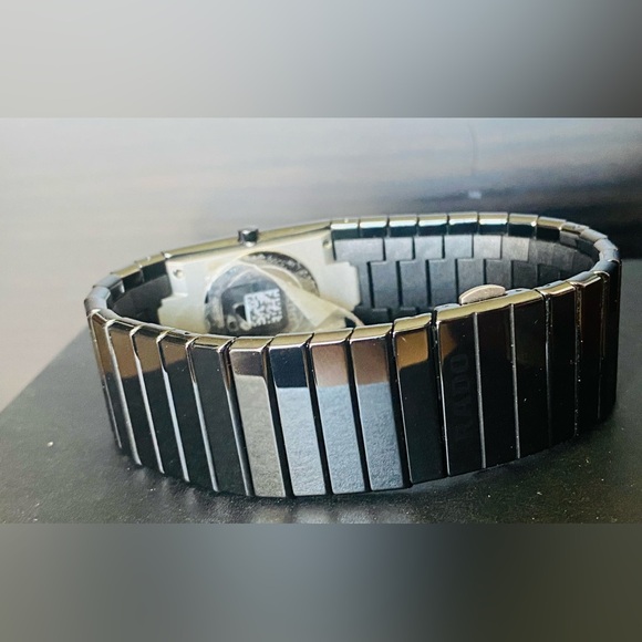RADO Ceramic Case 4 Diamond Dial /Unisex Watch - Picture 4 of 12